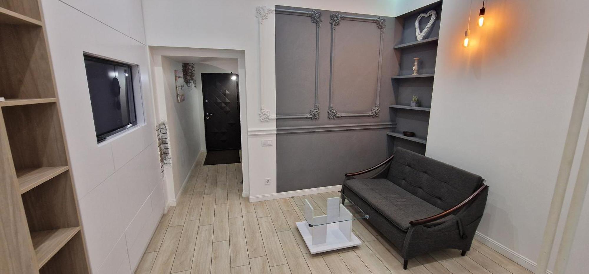 Чорно -Білий Люкс В Центрі Lejlighed Lviv Eksteriør billede